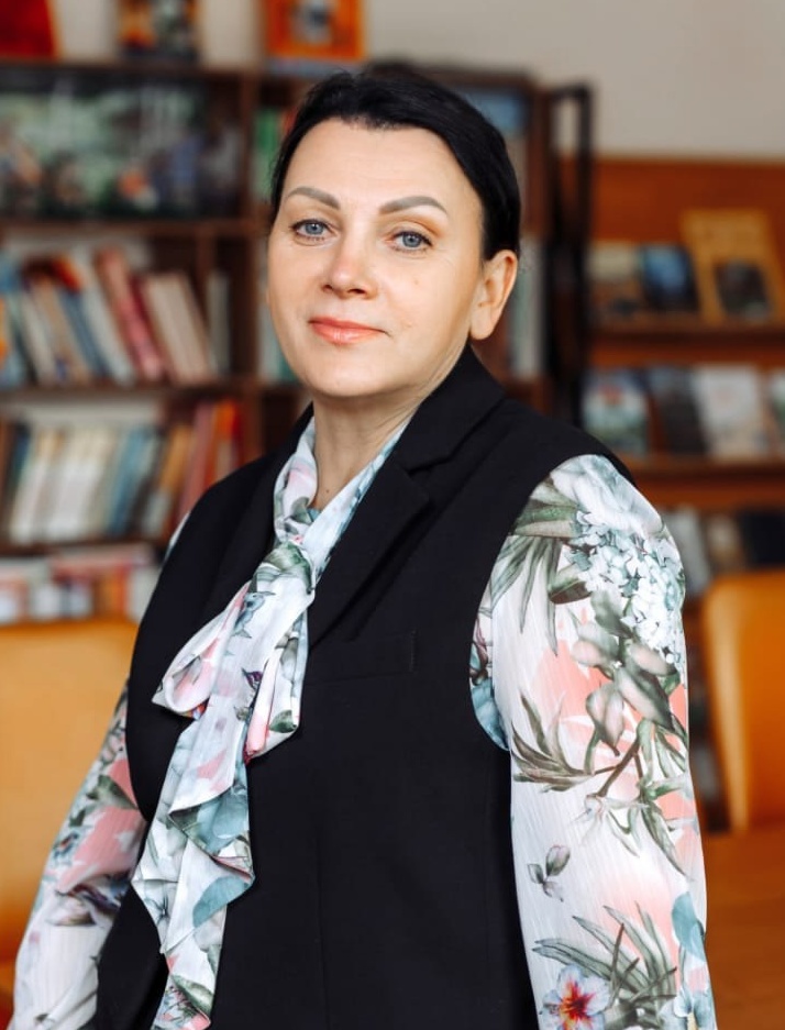Сурикова Светлана Владимировна.